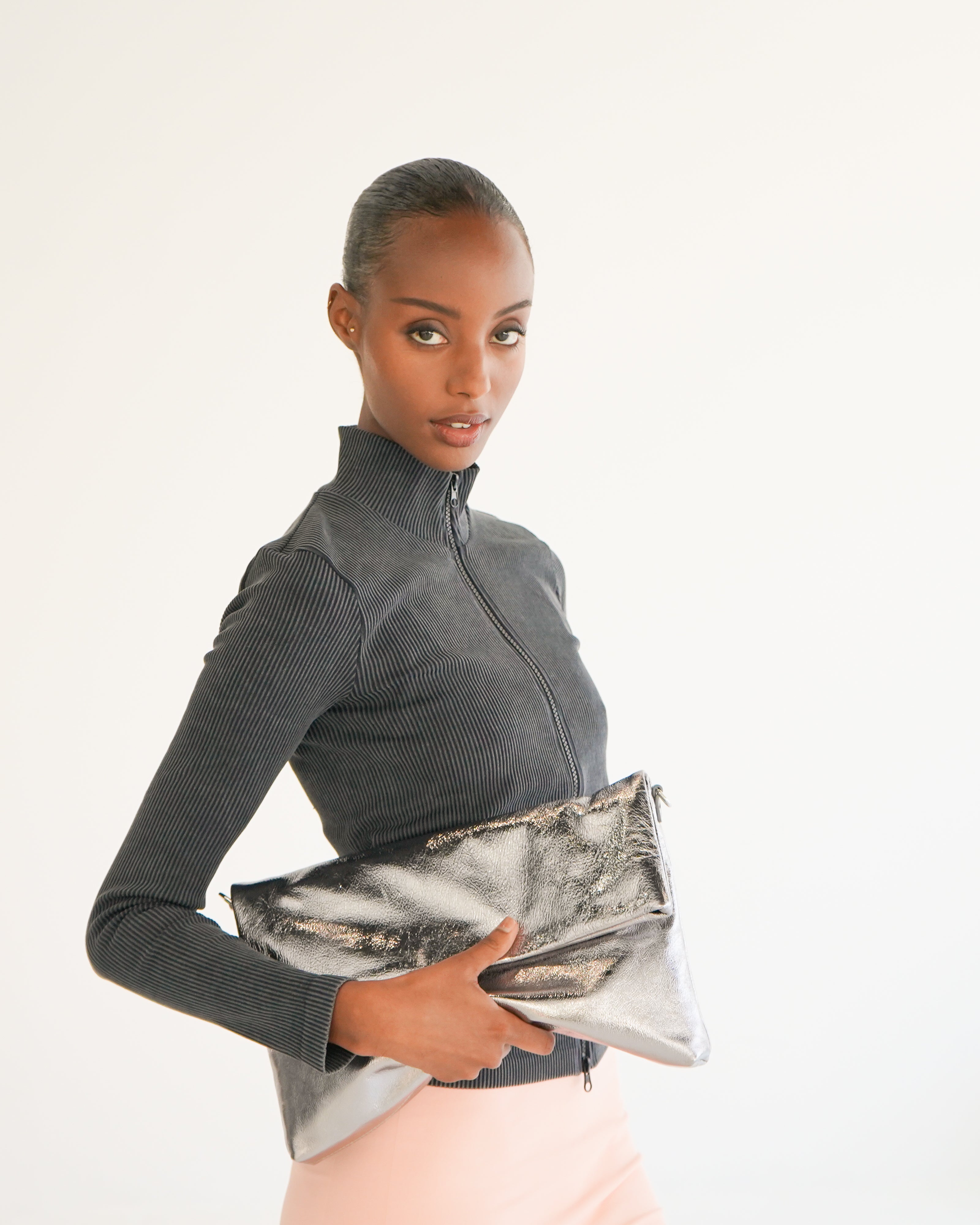 EVELYN - Slouchy Clutch