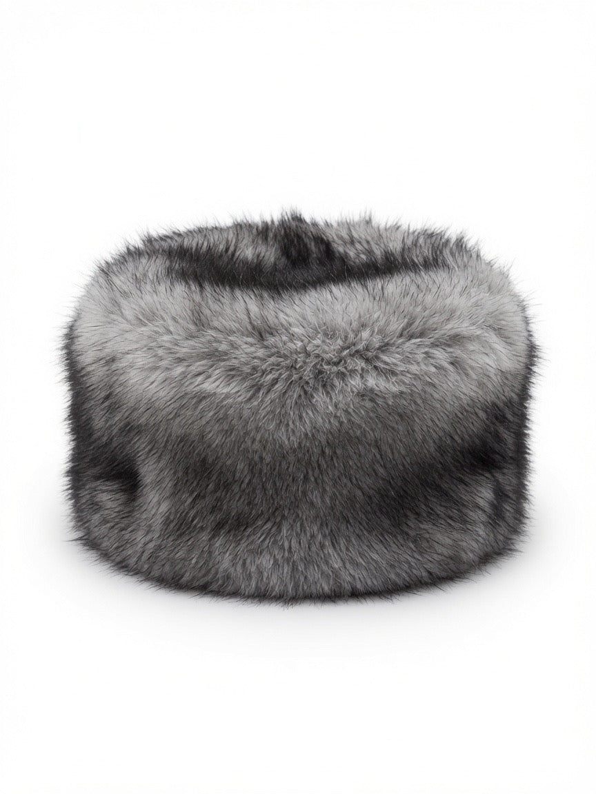 Faux fur hat 