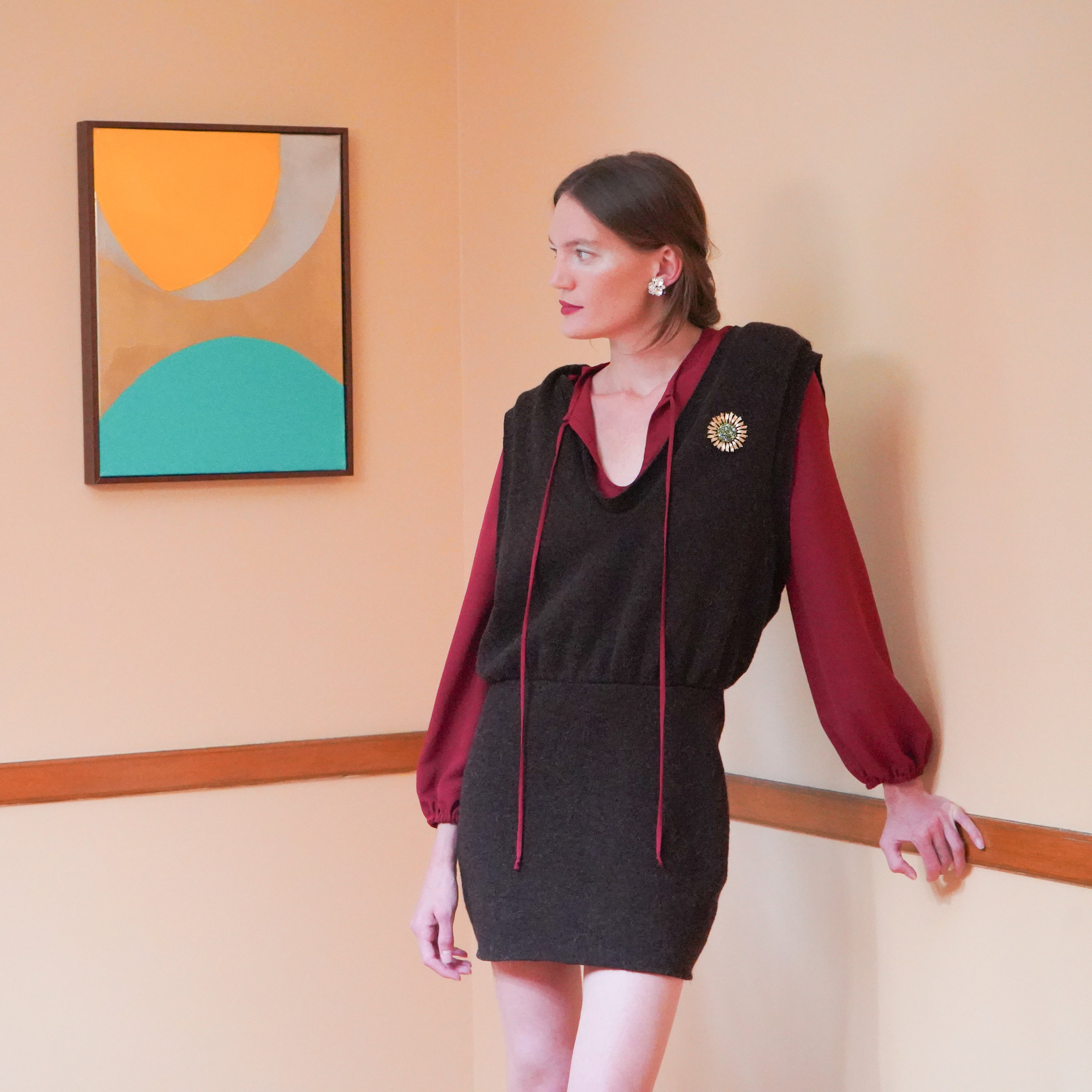 knitted wool dress cut and sew with stretched waist and miniskirt in brown color