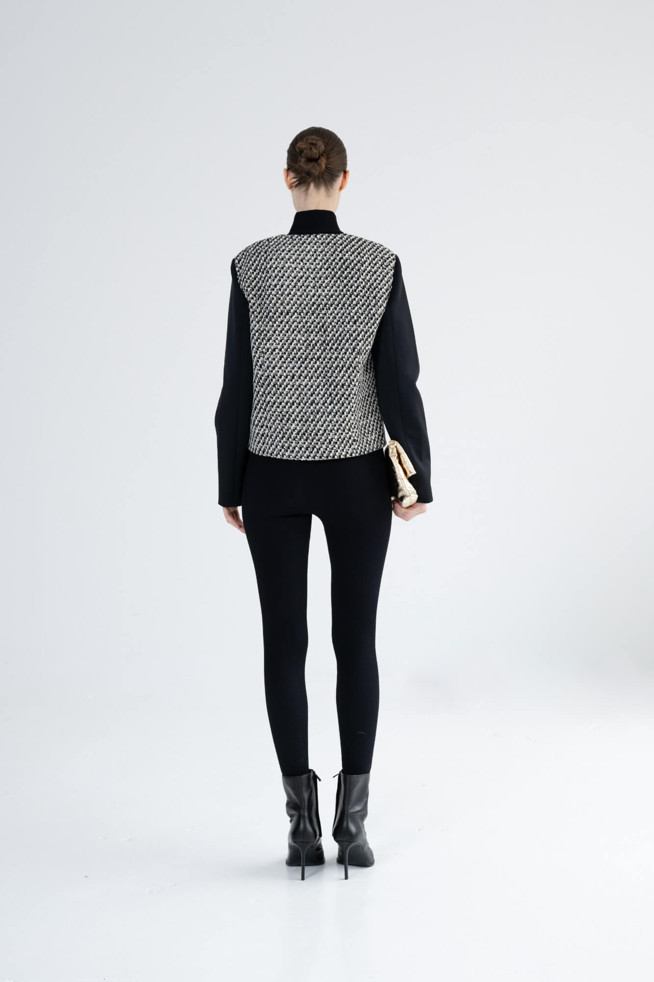 AVA - Jacket in Tweed with Scuba Sleeves