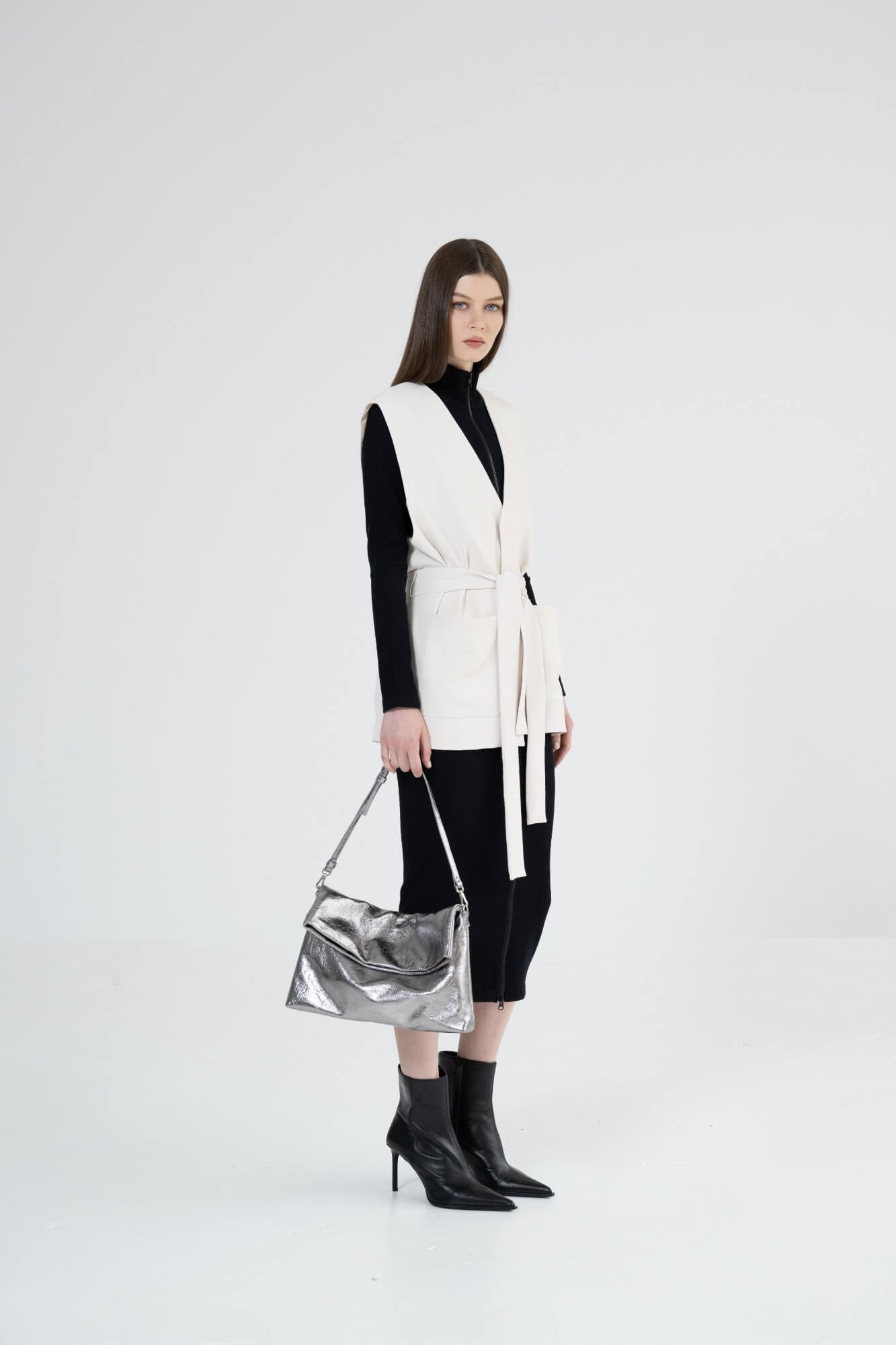 June – Oversize Wrap Vest with Big Pockets